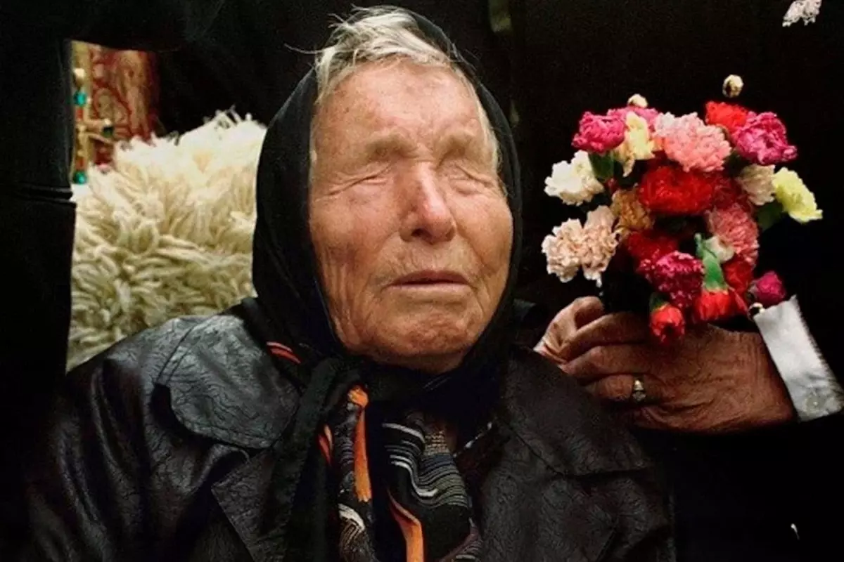 baba vangadan 2026 yili icin urkuten kehanetler uzaylilarla temas icin tarih verdi ZlBKa2eg