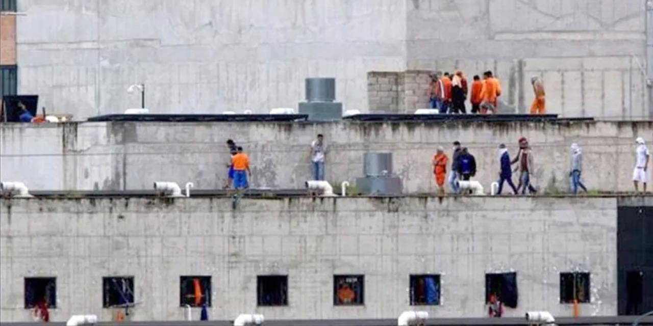 ceteler hapishanede catisti 17 olu IeRzdHJu