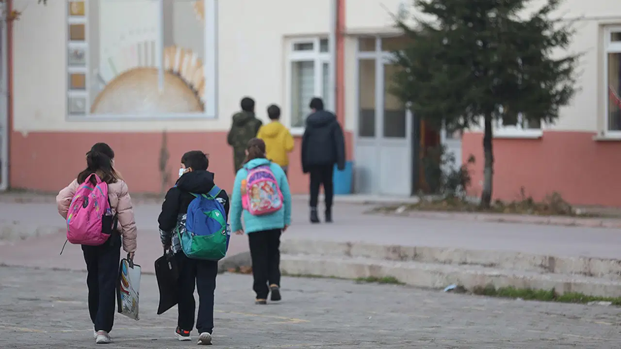 10 kasim bu yil da ara tatile denk geliyor mebe sert tepki hepimiz biliyoruz ki bunlar tesaduf degil gB5IIV1Y