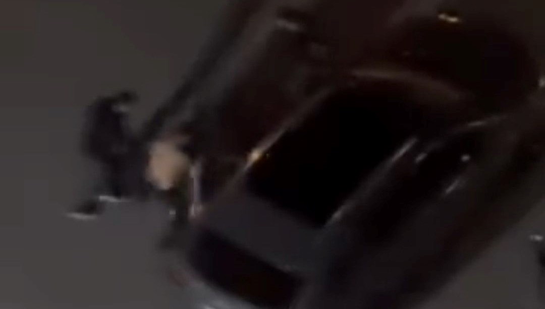 komsular yumruk yumruga birbirine girdi ZfqtFWK5.jpg