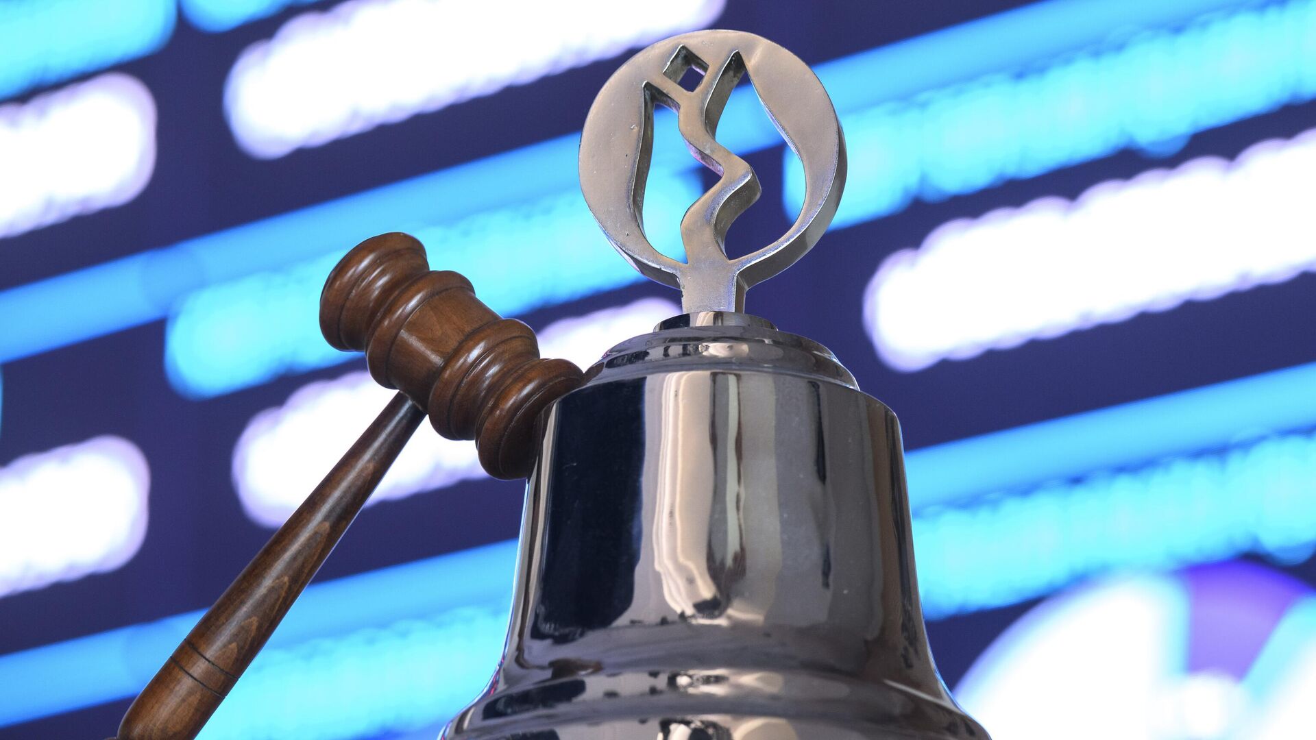 borsa istanbul gunu yukselisle tamamladi bist 100 endeksi 10970 puana ulasti KNDwaaN2.jpg