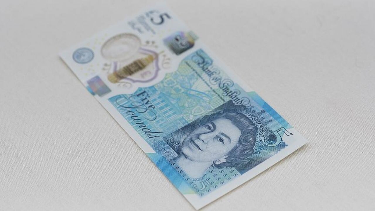 ingiltere sokta bakanlik hesaplarindaki milyarlarca sterlin kayip JHl2j4zX.webp