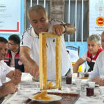 Turkiyenin en ozel bali kovanlardan cikti fiyati dudak ucuklatti Q7HLnX2F